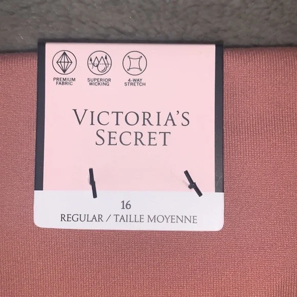 NWT VS Incredible Studio High Rise Legging 16 - Picture 4 of 6